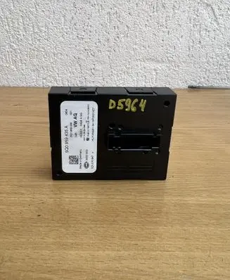 Volkswagen Golf VII Other devices 5Q0959435A D5964