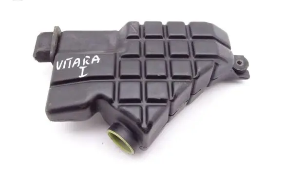 Suzuki Grand Vitara I Intake resonator 1376056