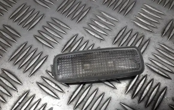Audi A6 S6 C5 4B Other interior light 8L0947105A