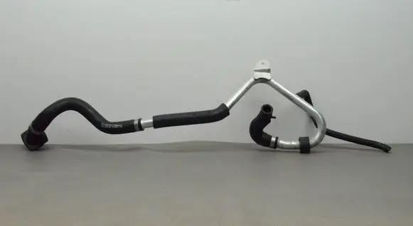 Mercedes-Benz GLC X253 C253 Engine coolant pipe/hose A2058303002