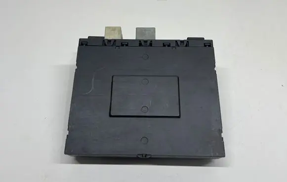 Volkswagen Golf Plus Comfort/convenience module 3C0937049E H37S1002 28022870