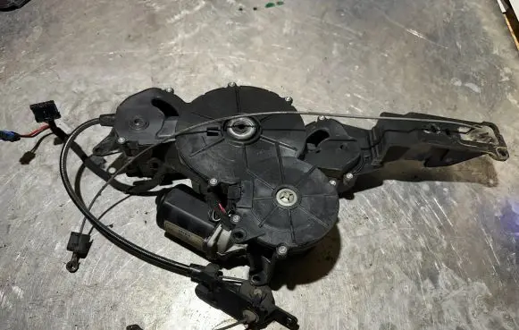 Peugeot 807 Sliding door motor assembly 1488889080