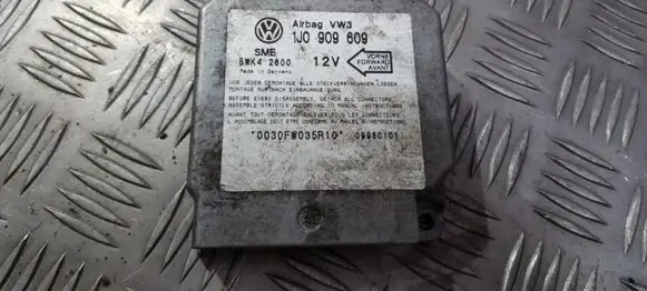 Volkswagen Golf IV Airbag control unit/module 1j0909609 5wk42800