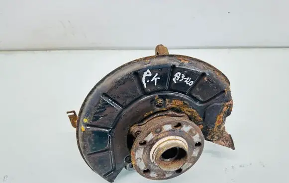 Volkswagen Touran II Front wheel hub