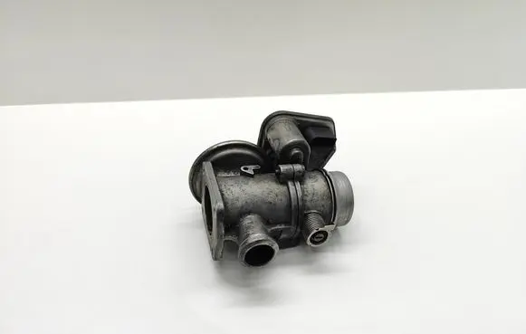 BMW 5 E60 E61 Throttle valve 7791480 70045000