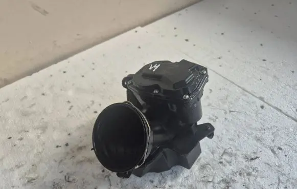 Volvo XC60 Electric throttle body valve 32290142