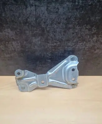 BMW 5 E60 E61 Sound amplifier holder/bracket 233101 23310110