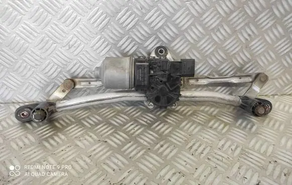 Front wiper linkage and motor