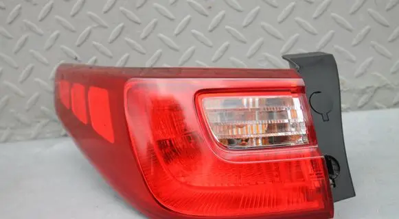KIA Optima Rear/tail lights 92401D4300 92401D43 92401-D4300