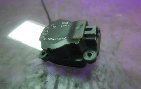 Ford Focus C-MAX A/C air flow flap actuator/motor 3M5H19E616AA