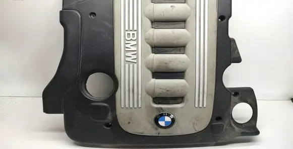 Engine cover (trim)