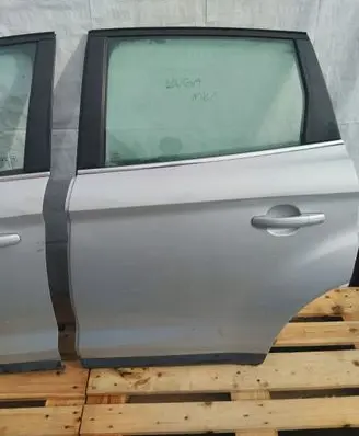Ford Kuga I Rear door 