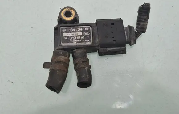 Jeep Grand Cherokee Exhaust gas pressure sensor 56044587AB 0281006170