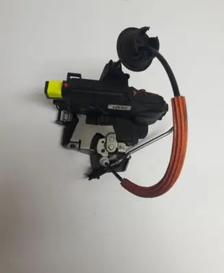 Audi A4 S4 B6 8E 8H Rear door lock 8E0839015C