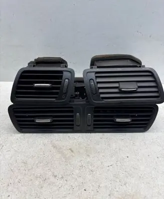Dash center air vent grill