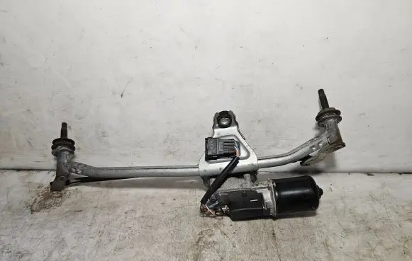 Nissan Primastar Front wiper linkage and motor