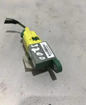Volkswagen PASSAT B6 Airbag deployment crash/impact sensor 3C0909606