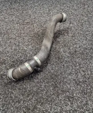 Mercedes-Benz SL R231 Engine coolant pipe/hose A2315015182