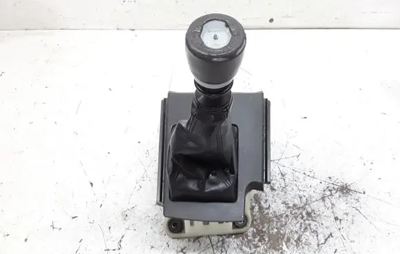 Toyota RAV 4 (XA30) Gear shifter/selector