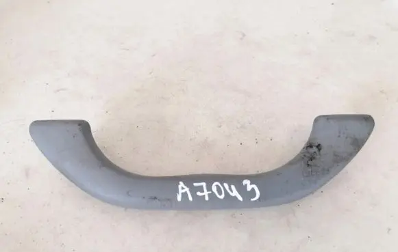 Audi A4 S4 B5 8D Front interior roof grab handle 8d0857807