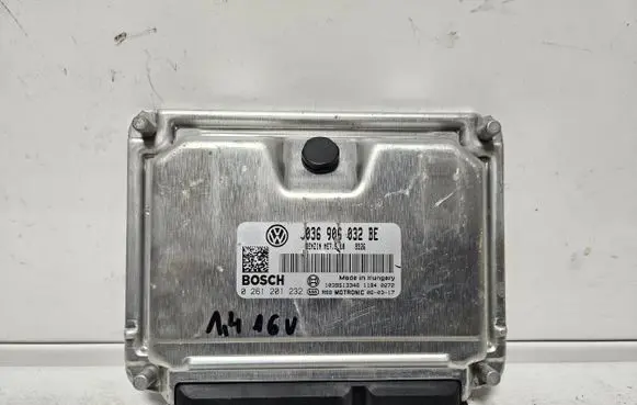 Volkswagen Golf V Engine control unit/module 036906032BE 1039S13346 0261201232