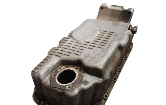 Volkswagen Golf IV Oil sump 030103603P
