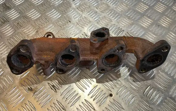 KIA Ceed Exhaust manifold 