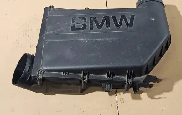 BMW X5 E70 Air filter box 7583713 7571355 1049323S01