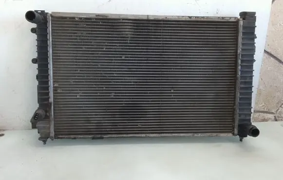 Audi A8 S8 D2 4D Coolant radiator