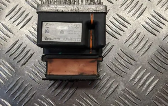 Audi A4 S4 B8 8K Coolant fan relay 8K0959501C