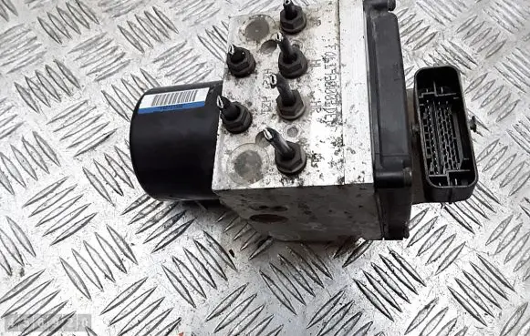 Volkswagen PASSAT B6 ABS Pump 3c0614095p