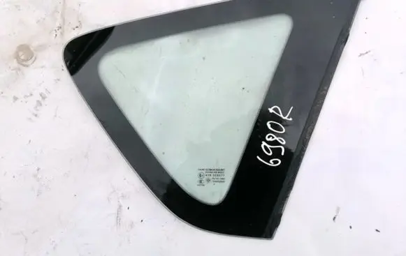 Mazda 3 I Rear side window