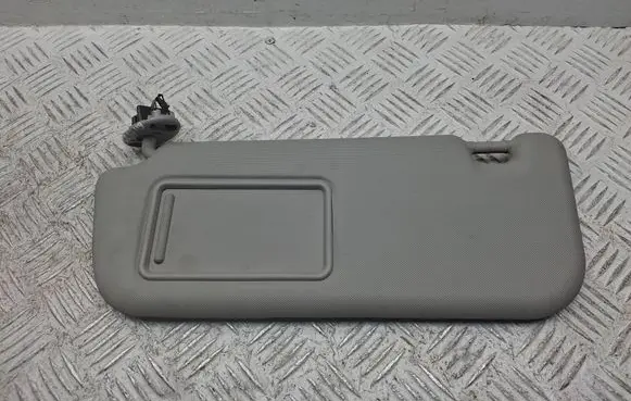 Toyota Avensis T270 Sun visor 7432005180B0