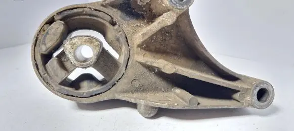 Opel Astra H Engine mounting bracket V05456