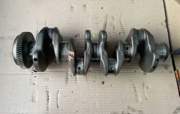 Mercedes-Benz Sprinter W906 Crankshaft 65117