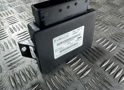 Volvo V60 Hand brake control module 31334872 6G912598CE
