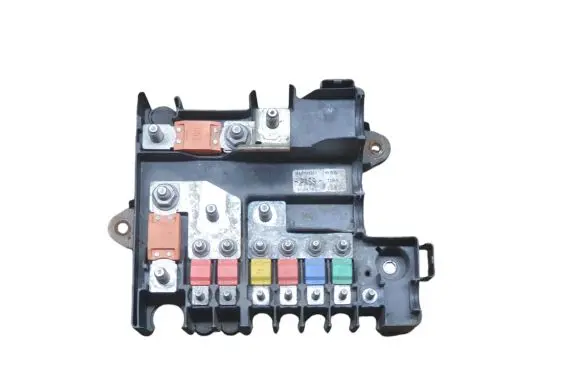 Iveco Daily 6th gen Fuse module 5801585977 1194