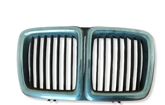 BMW 7 E32 Front grill 1908697