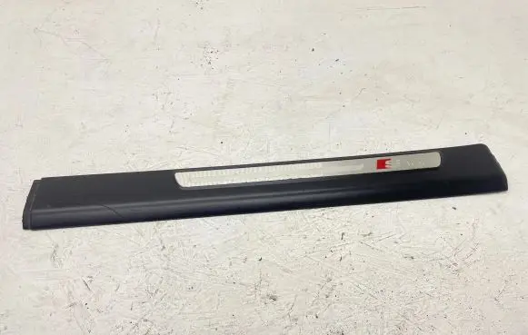 Audi A6 S6 C6 4F Rear sill trim cover 4F0853375C 4F0853375D 4F0853375E