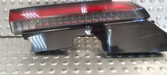 Volvo C40 Tailgate rear/tail lights 32365673