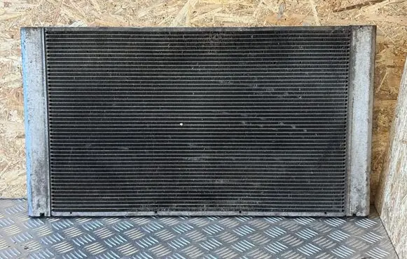 BMW 5 E60 E61 Coolant radiator 1711779587802 17117795878 7795878