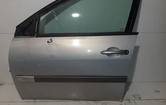 Renault Megane II Front door