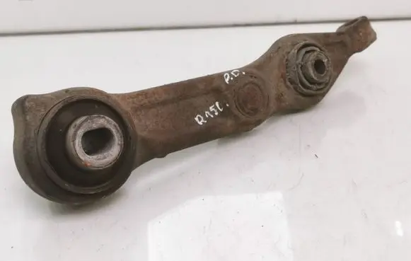 Mercedes-Benz E W211 Front lower control arm/wishbone 2110323