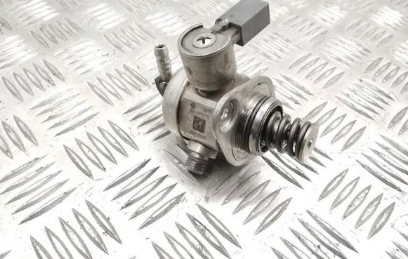 Fuel injection high pressure pump