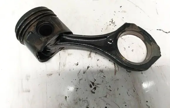 Mercedes-Benz R W251 Piston with connecting rod 8340e