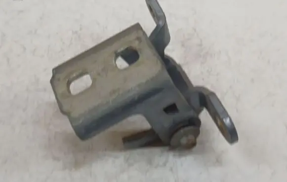 Opel Insignia A Rear door lower hinge