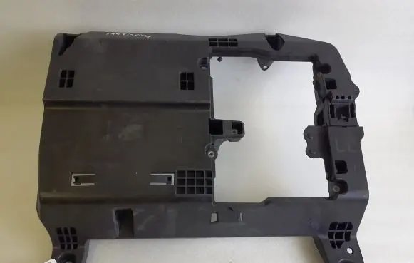Mercedes-Benz A W177 Other engine bay part A2475402406 1111307