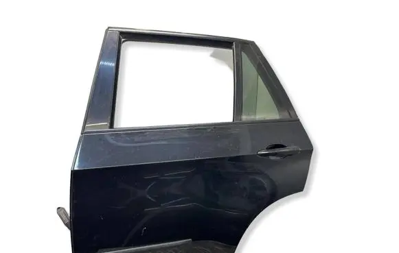 BMW X5 E70 Rear door 