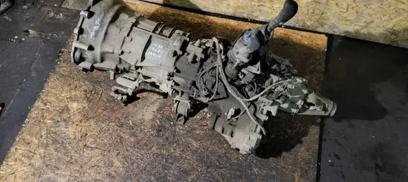 Mitsubishi Pajero Manual 5 speed gearbox