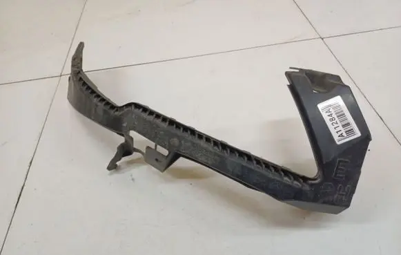 Subaru Legacy Front bumper mounting bracket 